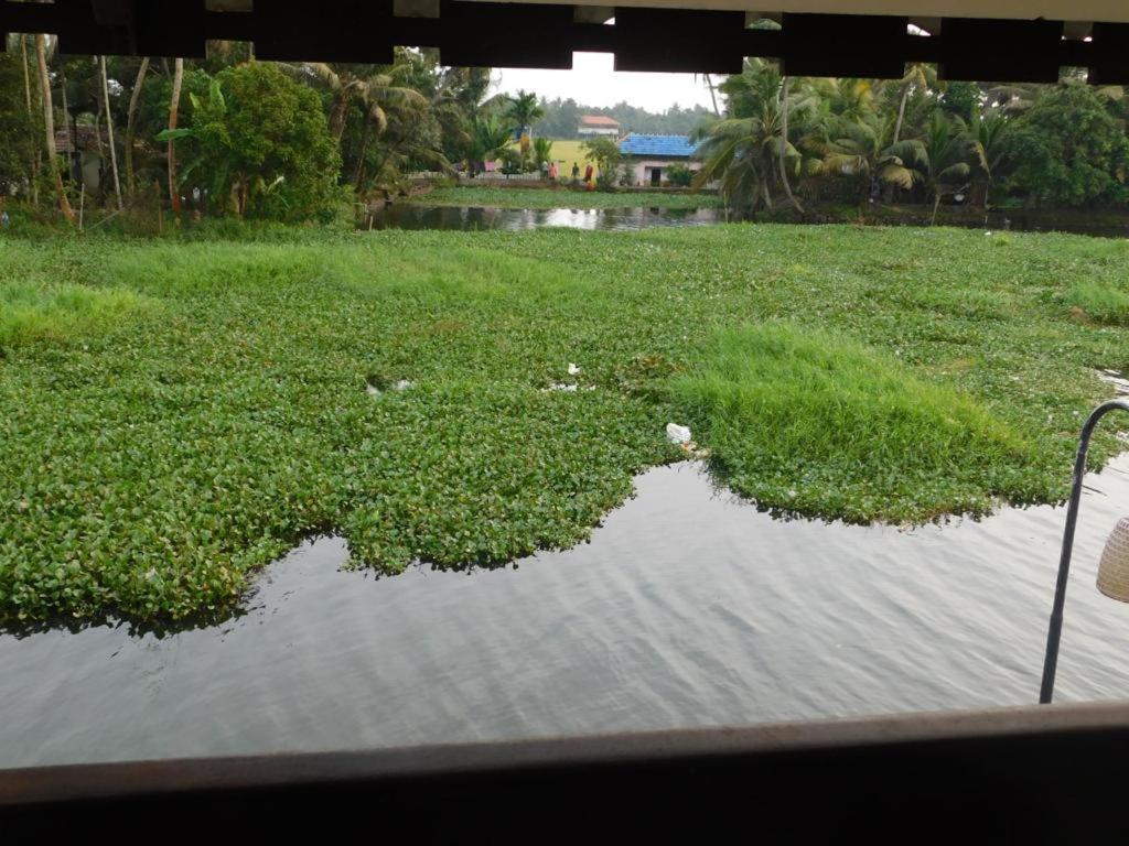 Paloma Backwater Resorts Alappuzha Exterior foto