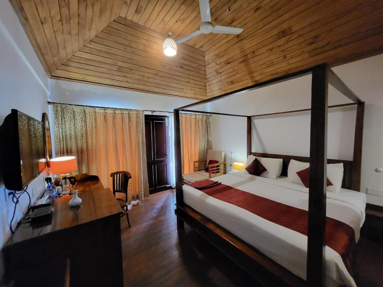 Paloma Backwater Resorts Alappuzha Exterior foto